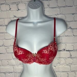 Victoria’s Secret hot pink semi push up lace bra with tiny crystals 32/B